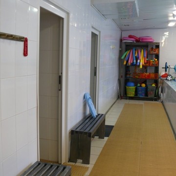 Детский бассейн АКВА-центр в Мотовилихинском районе фото 2