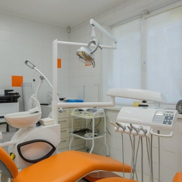 Клиника стоматологической имплантации Practica на улице Молокова фото 2