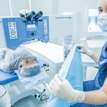 Центр стоматологии и имплантологии YourMed на Молодежной улице фото 1