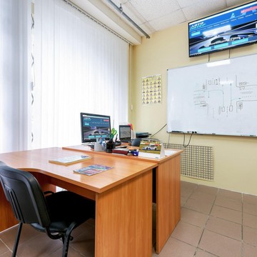 Автошкола Авто-Питер на Вокзальной улице фото 2