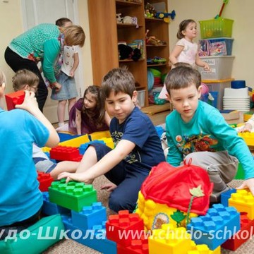 Детский центр развития «ЧУДО-ШКОЛА УМНИЦА» в ВАО фото 2