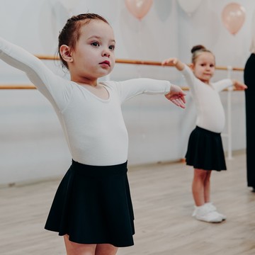 Школа спортивных бальных танцев для детей Высота на улице Яблочкова фото 2
