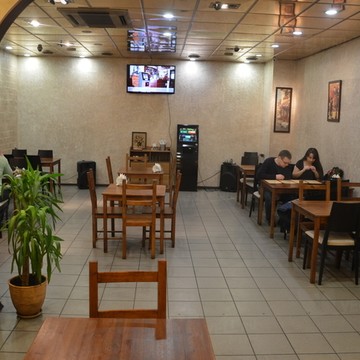 Кафе Шашлычный дворик на Братиславской улице фото 3