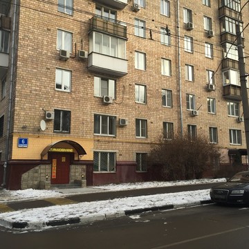 Страховое агенство ЭЛЕМЕНТ - вид со стороны улицы Марии Ульяновой