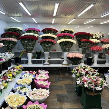 Цветочный магазин База цветов фото 2