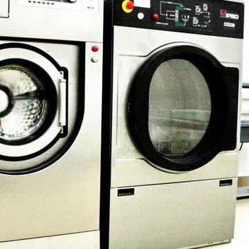 Приемный пункт химчистки Пингвин на Исполкомской улице, 10 фото 3