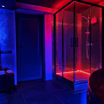 Стриптиз-клуб DELIGHT AMSTERS на наб. реки Фонтанки, д. 38 фото 2