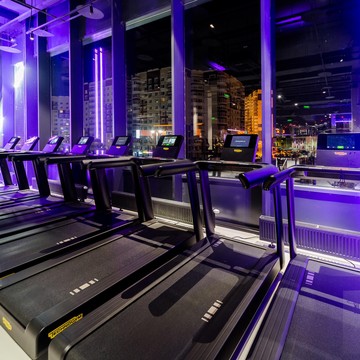Фитнес-клуб DDX Fitness Новые Ватутинки в поселении Десёновское фото 1