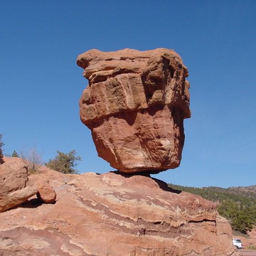 Дикий камень или искусственная скала