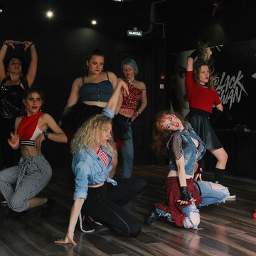 Школа танцев Ladies Dance&amp;Mind на Обручева фото 3