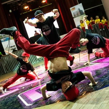 Школа танцев Extreme dance academy на Фермском шоссе фото 1