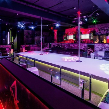 Стриптиз-клуб Burlesque на Большой Покровской улице фото 1