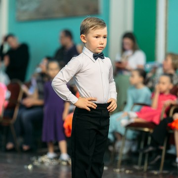 Школа танцев ROSTOK на Комендантском проспекте фото 1