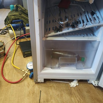 Ремонт холодильников фото 3