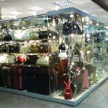 Мир сумок на улице Карла Маркса фото 1