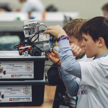Школа программирования и робототехники для детей Пиксель на улице Фирсова фото 3