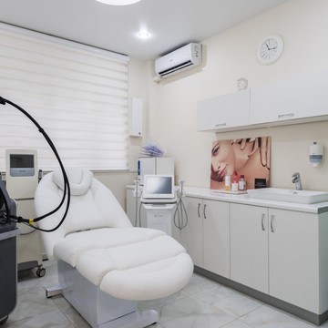 Косметологическая клиника Maxx Clinic фото 2