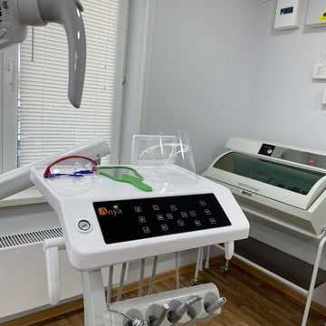 Стоматологическая клиника Доступная стоматология на Ярыгинской набережной фото 1