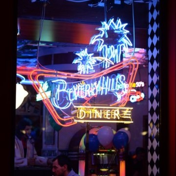 Beverly Hills Diner на Садовой-Триумфальной улице фото 3