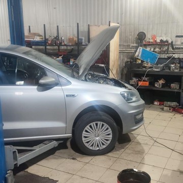 Центр замены масла и технического обслуживания АвтоАкадемия фото 1