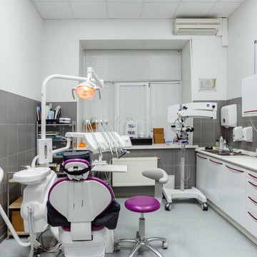 Стоматологическая клиника Дентикюр фото 2