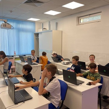 Школа программирования и робототехники для детей Пиксель на улице Архитектора Щусева фото 3