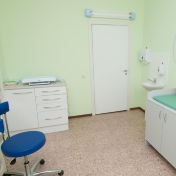 Медицинская клиника Мир Семьи на проспекте Кузнецова фото 1