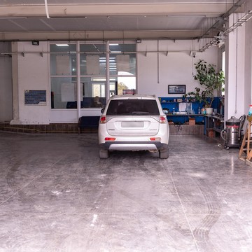 Автостеклосервис у Альберта на улице Коробова фото 2