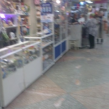 Магазин товаров смешанного типа на улице КИМ фото 2
