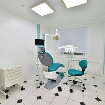 Центр стоматологии Астра на улице Дмитрия Мартынова фото 2