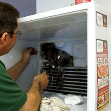 Мастер по ремонту холодильников фото 3