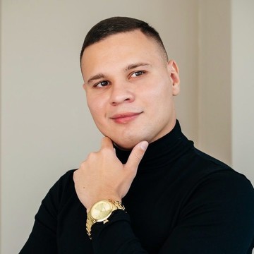 Олег Савцов фото 1