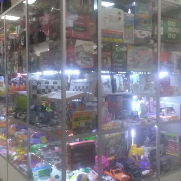 Магазин канцтоваров и игрушек на Тихорецком проспекте фото 3
