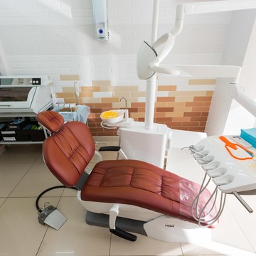 Стоматологическая клиника Implant Dental Clinic фото 2