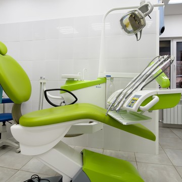 Стоматологическая клиника АИС фото 1