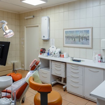 Медицинский центр стоматологи и остеопатии Анле-Дент на Удельной фото 1