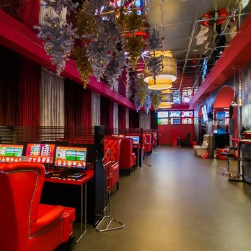 Букмекерская контора BetBoom в Центральном Чертаново фото 1