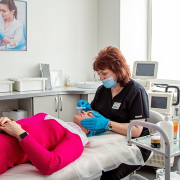 Центр антивозрастной медицины &quot;Красивое Здоровье&quot; косметология/ физиотерапия / массаж фото 2