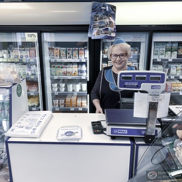 Магазин продуктов Во! Молоко на улице Ижорского Батальона фото 3