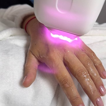 Студия эпиляции Lazur&#039; Gold г. Ангарск 82 кв-л дом 1 фото 1