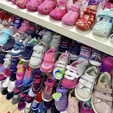 Магазин детской обуви Стрекоза на ​Коммунистической фото 2