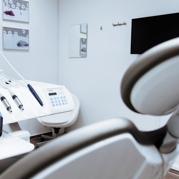 Стоматология Implantat 24 фото 1