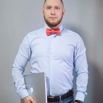 Интернет маркетолог Андрей Олейник