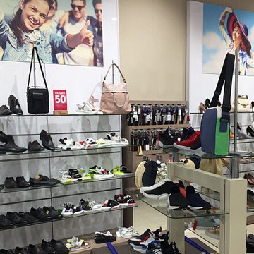 Обувной магазин Respect на проспекте Победы, 141 фото 2