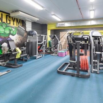 Фитнес-клуб IRON GYM фото 1