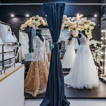 Свадебный салон Almost Wife фото 1