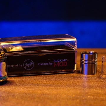 Компания по продаже электронных сигарет Karl Vape на Улан-Баторской улице фото 1