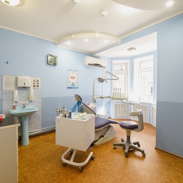 Стоматологический центр Альdenta Доктор+ фото 1