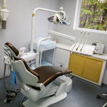 Стоматологическая клиника Жемчужина на Кольском проспекте фото 1