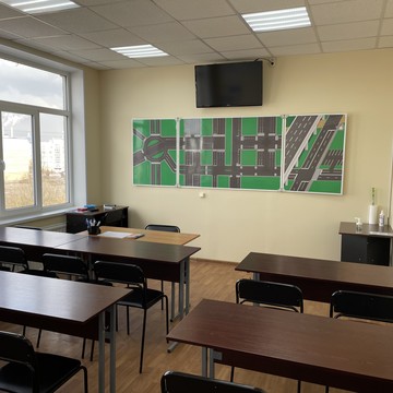 Автошкола Академия Вождения на Промышленной улице в Пушкине фото 1